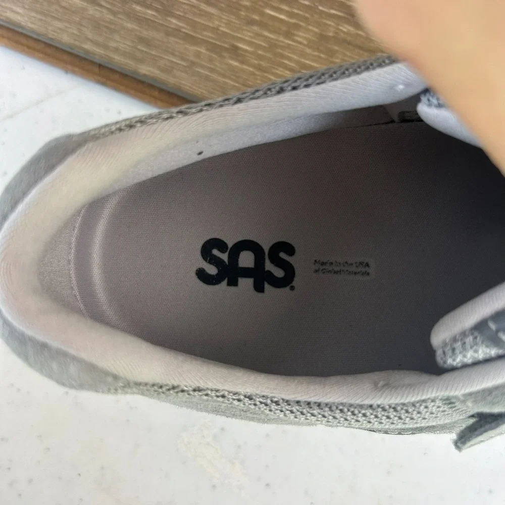 SAS JV Mesh Sneaker Shoes Mens 10.5M Gray Comfort Walking Hook and Loop NEW